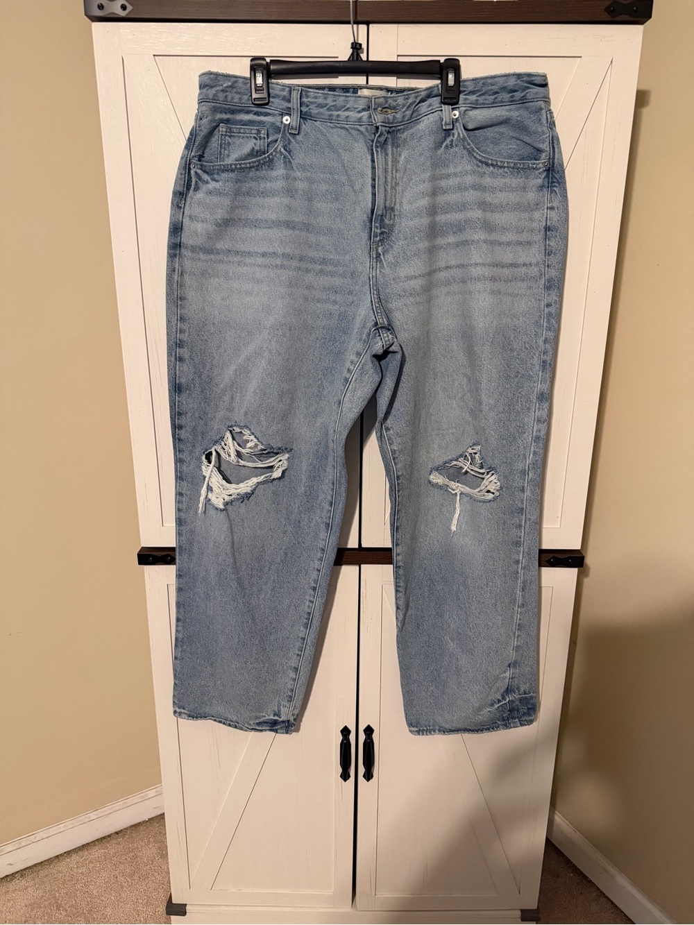 Universal Thread Light Blue Distressed 90s Baggy Boyfriend Jeans